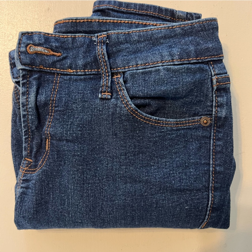 Old Navy super skinny blue jeans. Ankle, mid rise. Size 2 short. C9